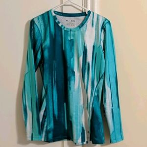 Under armour cold gear athletic shirt